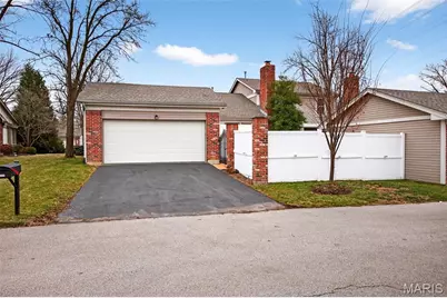 1925 Dewitt Ridge Drive, Chesterfield, MO 63017 - Photo 52