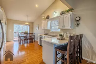 1402 Raspberry Dr, Lebanon, MO 65536 - Photo 12