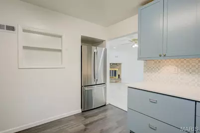 7647 Genesta Street, Saint Louis, MO 63123 - Photo 22