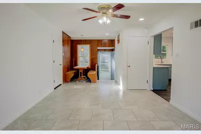 7647 Genesta Street, Saint Louis, MO 63123 - Photo 16