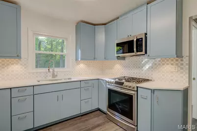 7647 Genesta Street, Saint Louis, MO 63123 - Photo 20