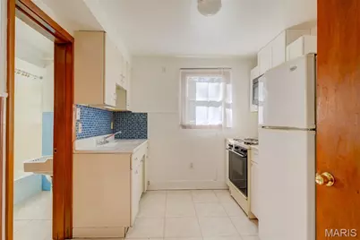 7647 Genesta Street, Saint Louis, MO 63123 - Photo 12