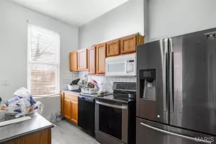 4248 Norfolk Ave, Saint Louis, MO 63110 - Photo 12