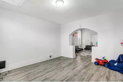 4248 Norfolk Avenue, Saint Louis, MO 63110 - Photo 6