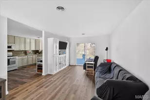 107 Little Hill Ct, Ballwin, MO 63011 - Photo 6