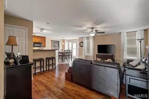 643 Country Heights Dr, Lake Saint Louis, MO 63367 - Photo 6