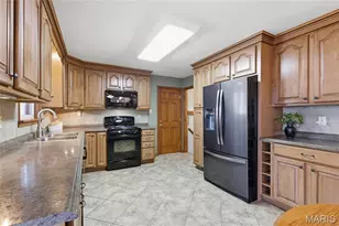 4011 Kathleen Pl, Saint Peters, MO 63376 - Photo 6