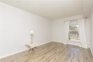 585 Coeur de Royale Dr, Creve Coeur, MO 63141 - Photo 26