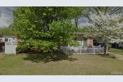 2295 Love Lane, Florissant, MO 63031 - Photo 1