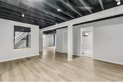 5439 Valleyside Lane, Saint Louis, MO 63128 - Photo 32