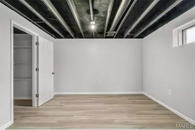 5439 Valleyside Lane, Saint Louis, MO 63128 - Photo 36