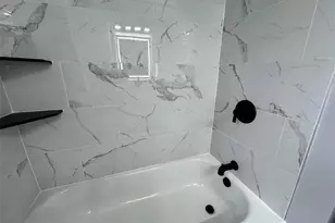 725 Hazelvalley Dr, Hazelwood, MO 63042 - Photo 16