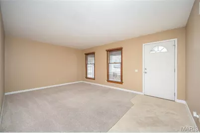 2082 Marrisa Drive, Florissant, MO 63031 - Photo 6