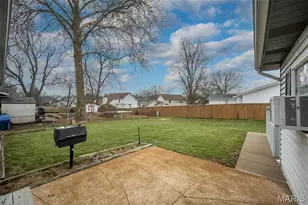 2082 Marrisa Dr, Florissant, MO 63031 - Photo 32