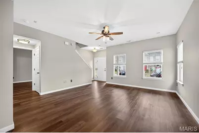 2018 Village Glen Drive, Wentzville, MO 63385 - Photo 4