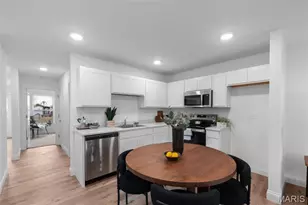 3910 Walsh St, Saint Louis, MO 63116 - Photo 8