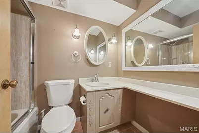 11872 Cresta Verde Drive #D, Saint Louis, MO 63146 - Photo 18