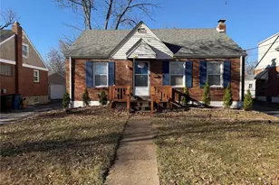 415 N Dade Ave, Ferguson, MO 63135 - Photo 1