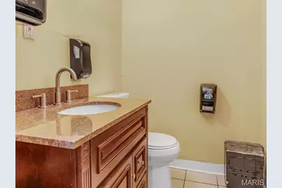 8035 N Broadway, Saint Louis, MO 63147 - Photo 32