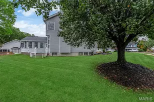 16015 Canterbury Estates Dr, Ellisville, MO 63021 - Photo 36