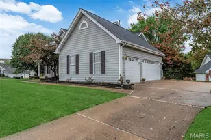 16015 Canterbury Estates Dr, Ellisville, MO 63021 - Photo 34