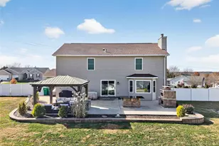 9628 Persimmon Point Dr, Hillsboro, MO 63050 - Photo 4