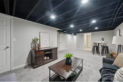 12381 Merrick Drive, Saint Louis, MO 63146 - Photo 28