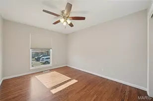 12381 Merrick Dr, Saint Louis, MO 63146 - Photo 18