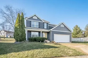130 Burnt Oak Ct, Wentzville, MO 63385 - Photo 2