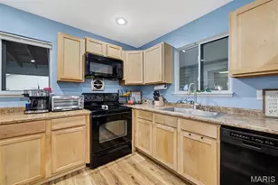 6 St Paul Ct, O'Fallon, MO 63366 - Photo 10