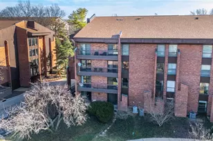 539 Coeur De Royale Dr, Creve Coeur, MO 63141 - Photo 34