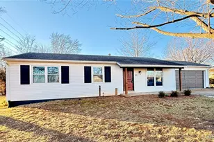 101 Meadowbrook Dr, Farmington, MO 63640 - Photo 2