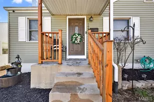 10820 St Francis Ln, Saint Ann, MO 63074 - Photo 2