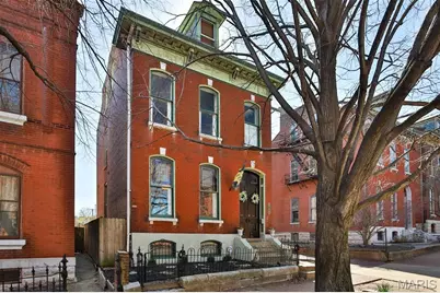 910 Lami Street, Saint Louis, MO 63104 - Photo 1