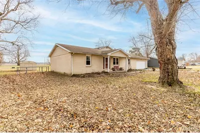 216 Sherrie Drive, Sikeston, MO 63801 - Photo 2