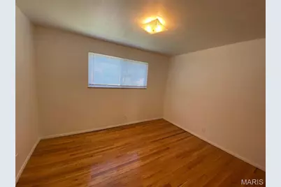 8518 Titchfield Court #D, Saint Louis, MO 63123 - Photo 6