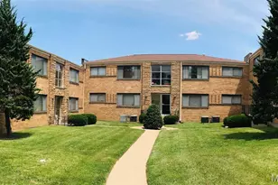 8502 Titchfield Ct, Saint Louis, MO 63123 - Photo 1