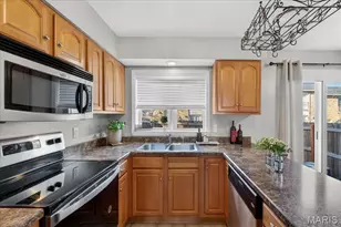 1105 Rue La Ville Walk, Creve Coeur, MO 63141 - Photo 8