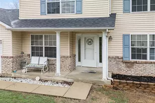 671 Walnut Ridge, Fenton, MO 63026 - Photo 2