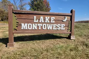 6252 N Lakeshore Dr, Byrnes Mill, MO 63051 - Photo 32