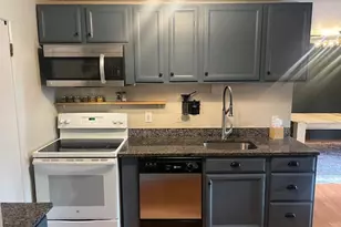1640 Rathford Dr, Saint Louis, MO 63146 - Photo 16