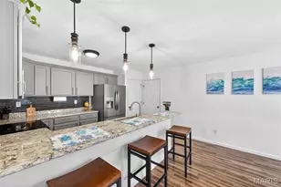 3261 Simeon Bunker St, Saint Charles, MO 63301 - Photo 6