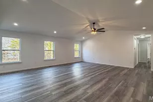 416 Yorktown Dr, De Soto, MO 63020 - Photo 4