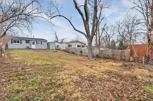 212 Lindy Blvd, Ballwin, MO 63021 - Photo 20