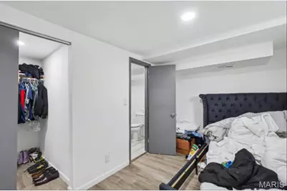 915 Shamrock Drive, Hazelwood, MO 63042 - Photo 20