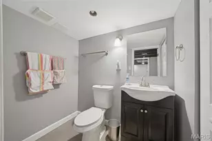 1105 North & South Rd, University City, MO 63130 - Photo 18