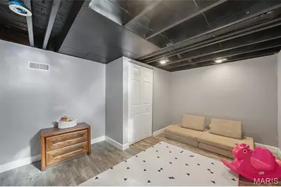 1105 North & South Road, University City, MO 63130 - Photo 22