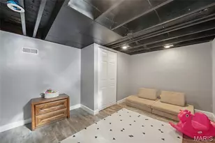 1105 North & South Rd, University City, MO 63130 - Photo 22