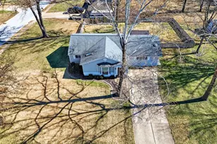 222 Dale Ct, Ballwin, MO 63011 - Photo 58