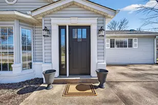 222 Dale Ct, Ballwin, MO 63011 - Photo 8